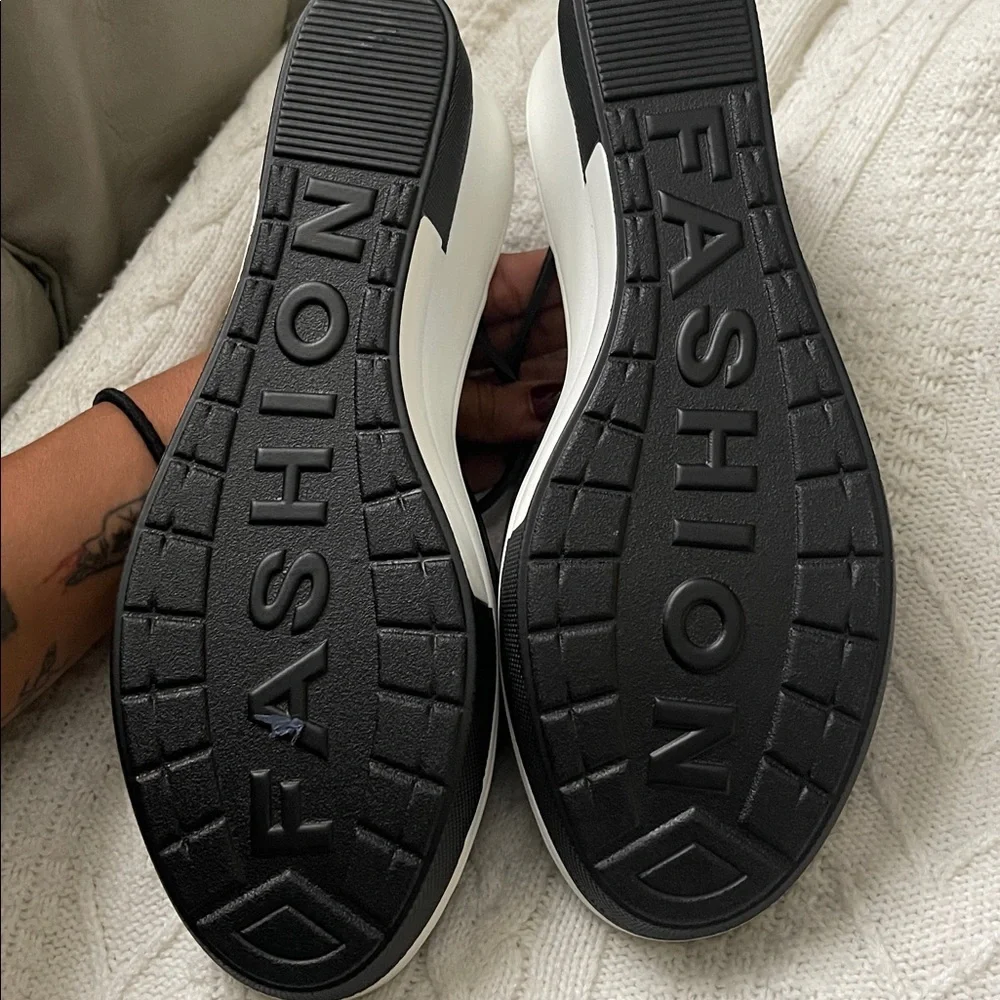 Fashion Nova Black and White Platform Wedge Slides